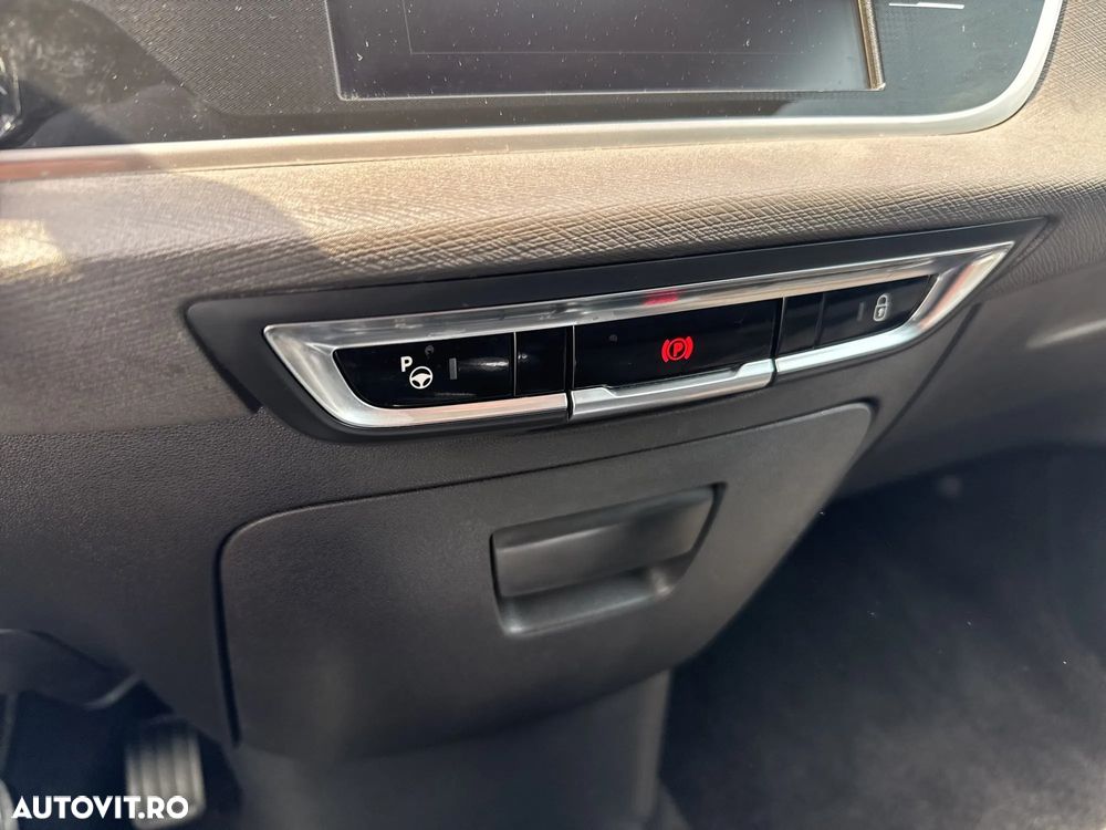 Citroën C4 Picasso 1.6 e-HDI Intensive - 17