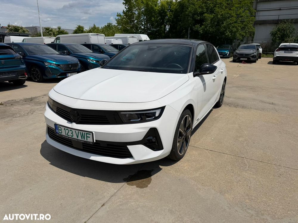 Opel Astra Ultimate - 1