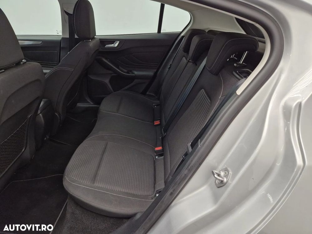 Ford Focus 1.0 EcoBoost Titanium - 6
