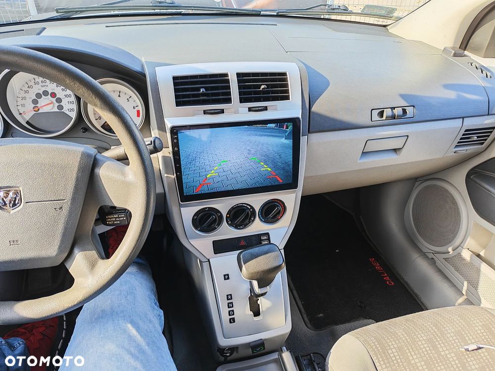 Dodge Caliber - 11
