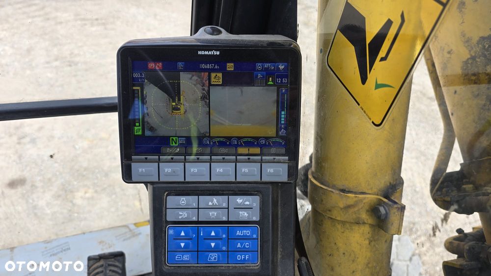 Komatsu - 14