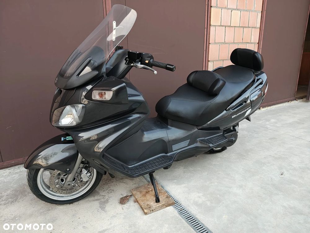 Suzuki Burgman - 11