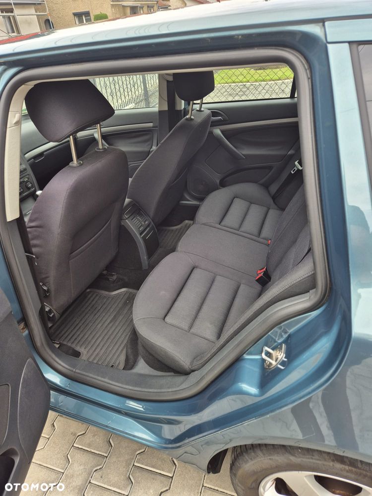 Skoda Octavia 2.0 TDI DPF Elegance - 19