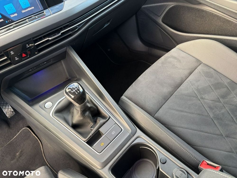 Volkswagen Golf 1.5 TSI EVO Style - 21