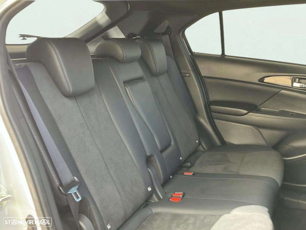 Mitsubishi Eclipse Cross 2.4 PHEV eMotion - 12