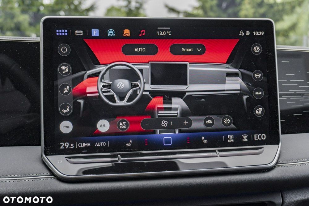 Volkswagen Tiguan - 35