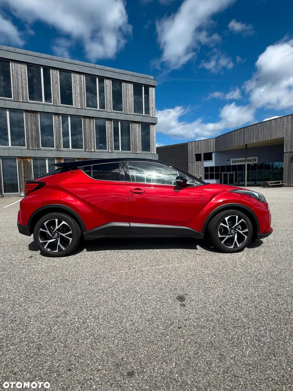 Toyota C-HR Hybrid Lounge - 6