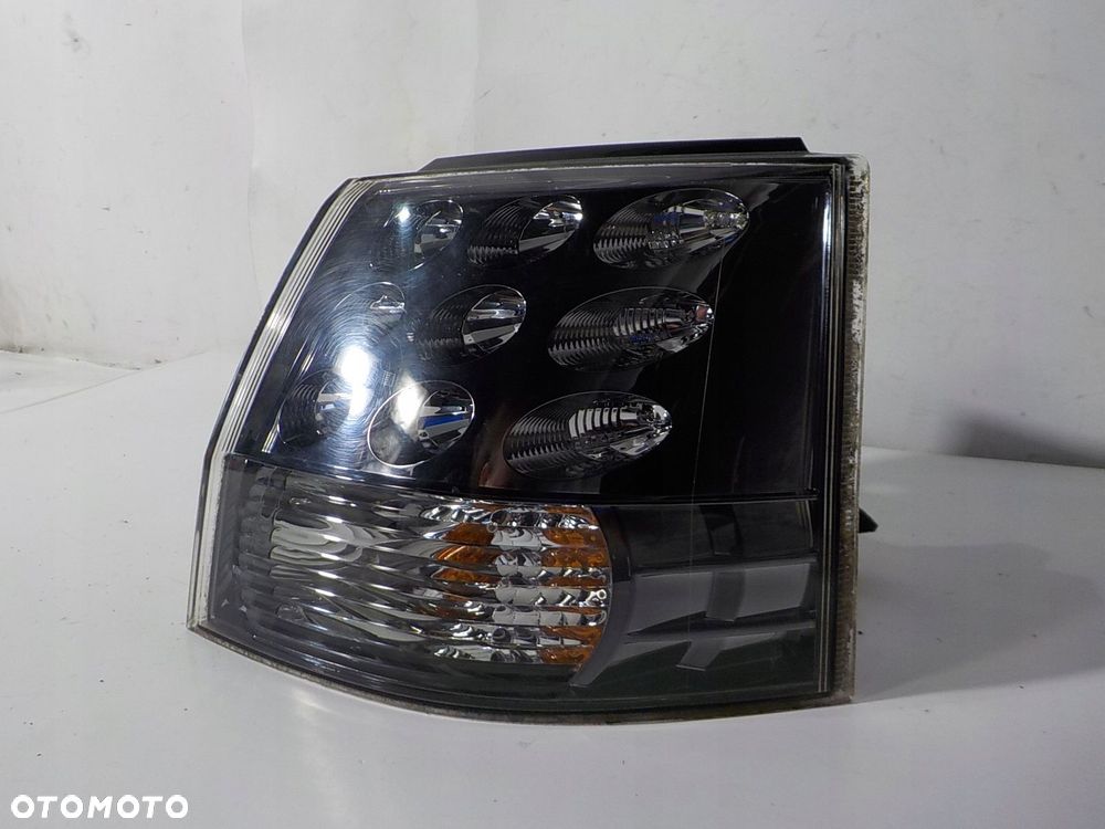 MITSUBISHI OUTLANDER II LAMPA PRAWA TYŁ TYLNA - 2