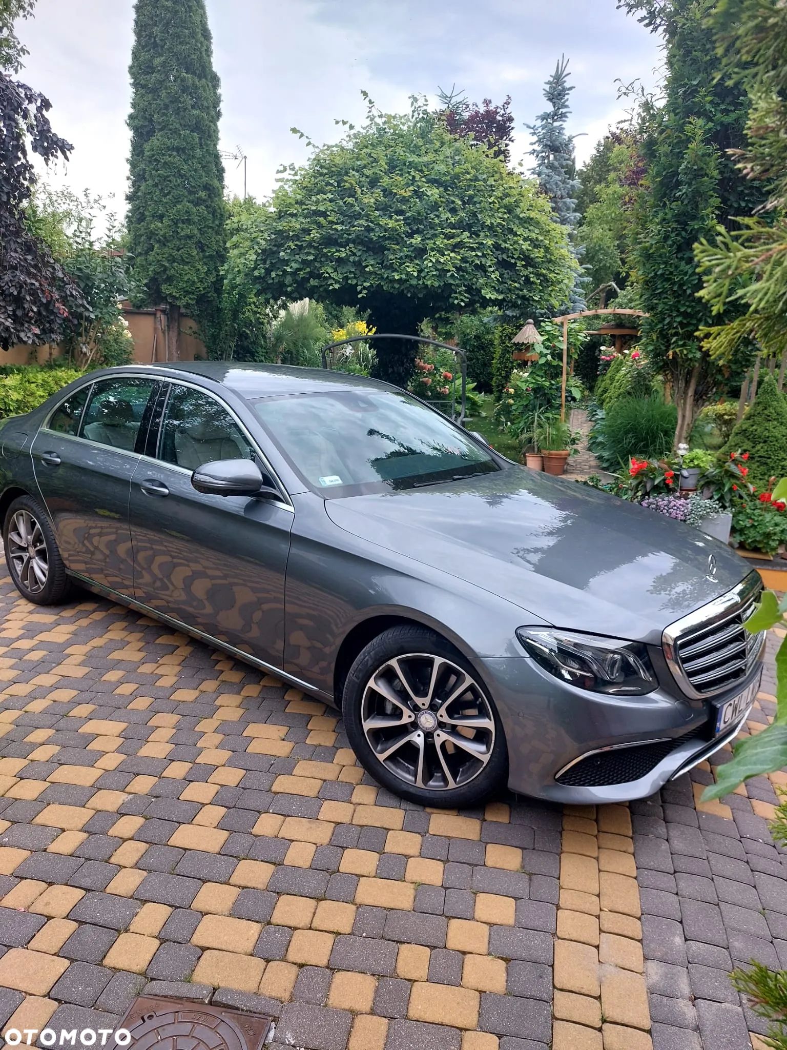 Mercedes-Benz Klasa E 220 d 9G-TRONIC - 1