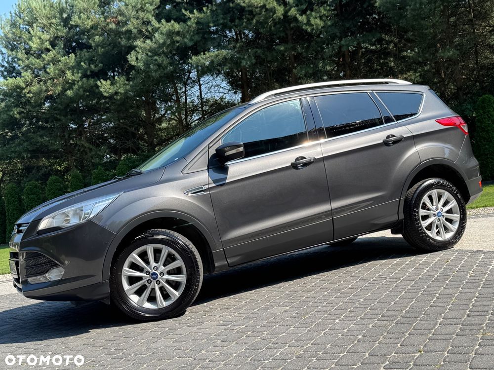 Ford Kuga 2.0 TDCi 2x4 Titanium - 3