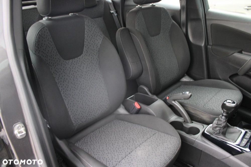 Opel Crossland X - 16