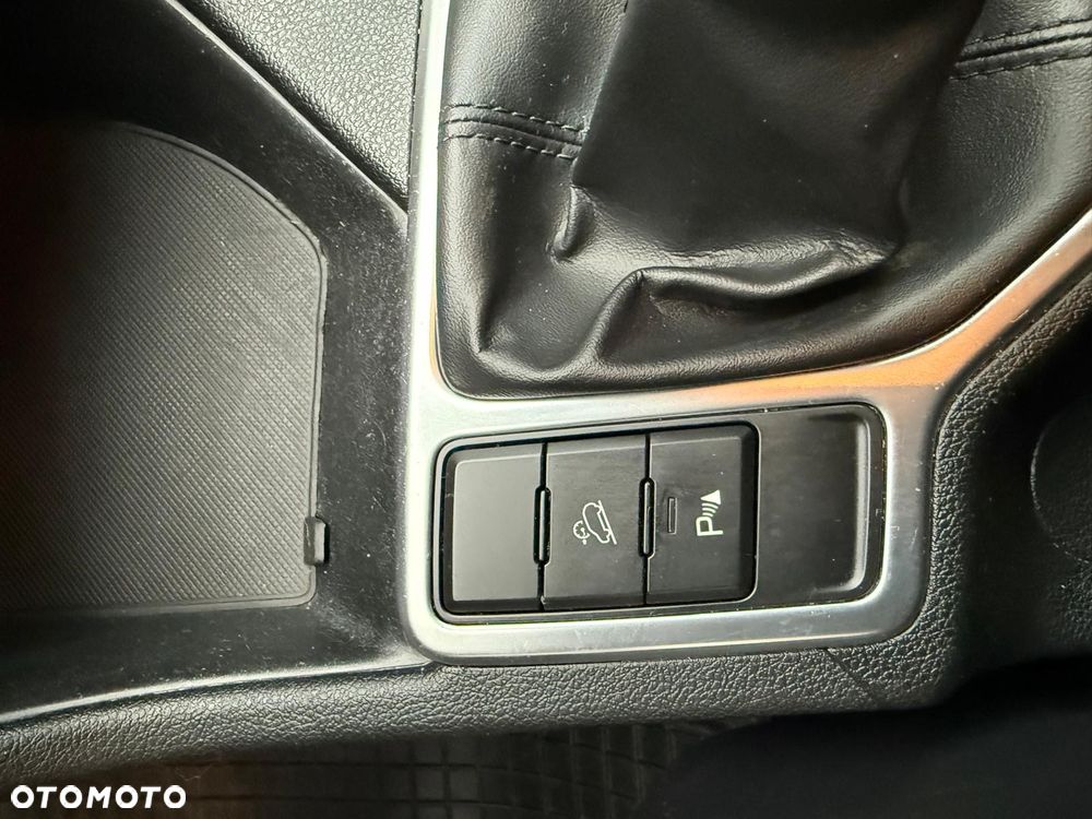 Kia Sportage 1.6 GDI 2WD DREAM-TEAM EDITION - 22