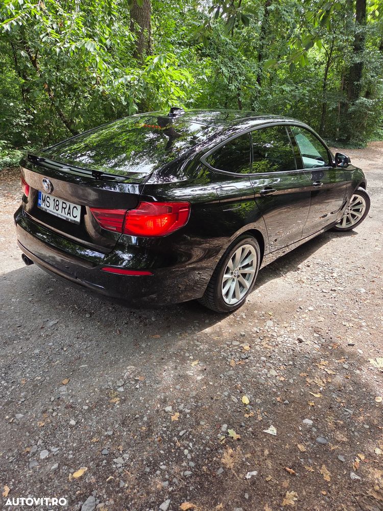 BMW Seria 3 325d AT Sport Line - 4