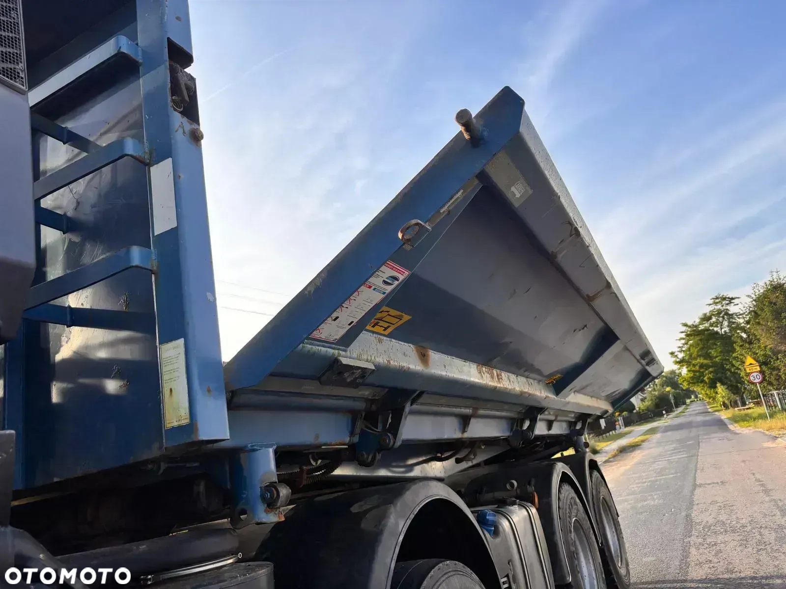 Iveco TRAKKER 8X4 - 9