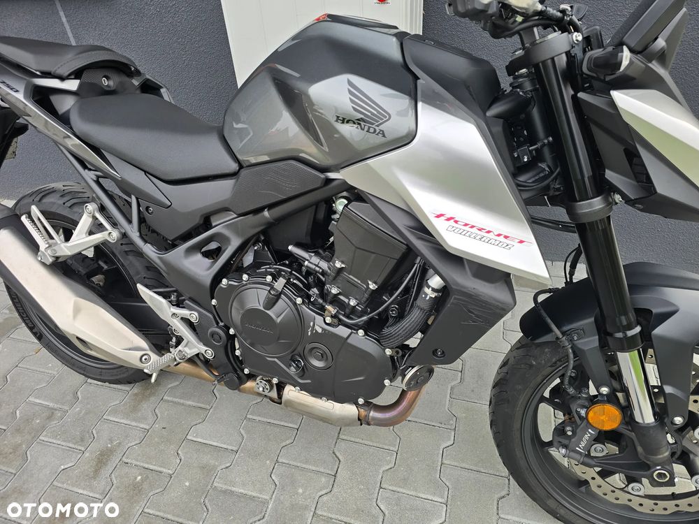 Honda Hornet - 22