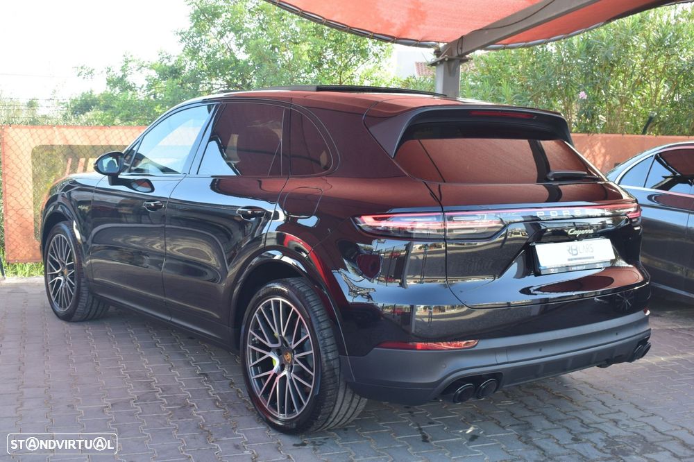 Porsche Cayenne E-Hybrid - 5