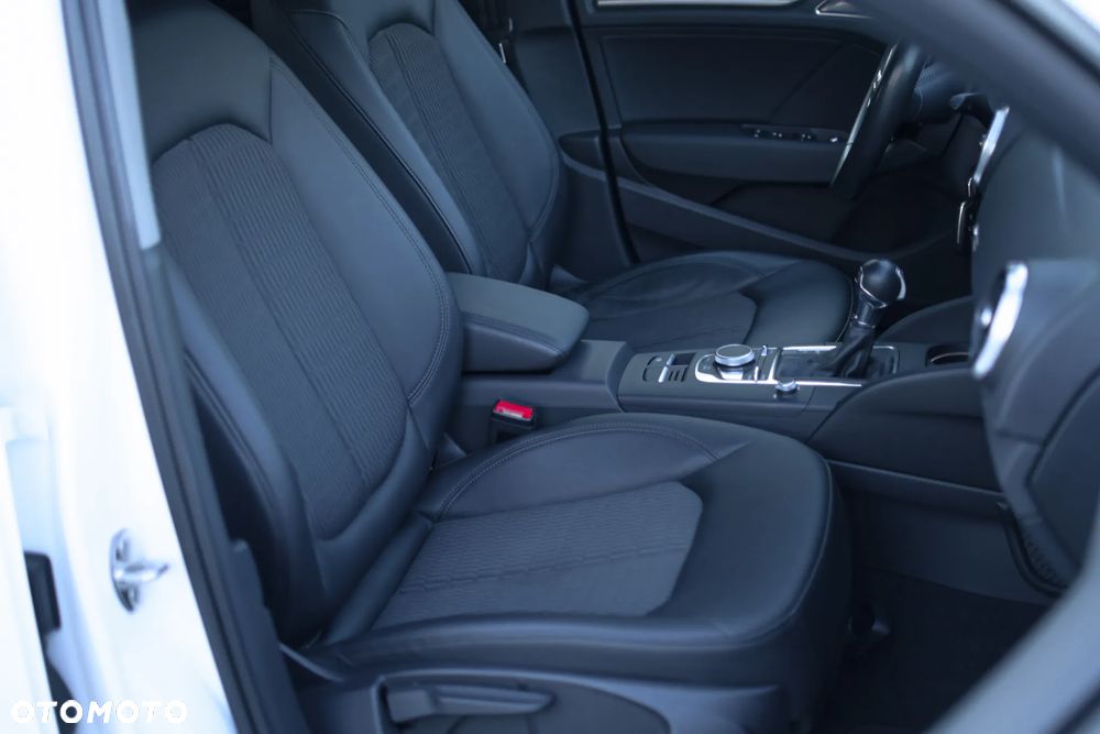 Audi A3 Sportback 1.6 TDI Sport S tronic - 17