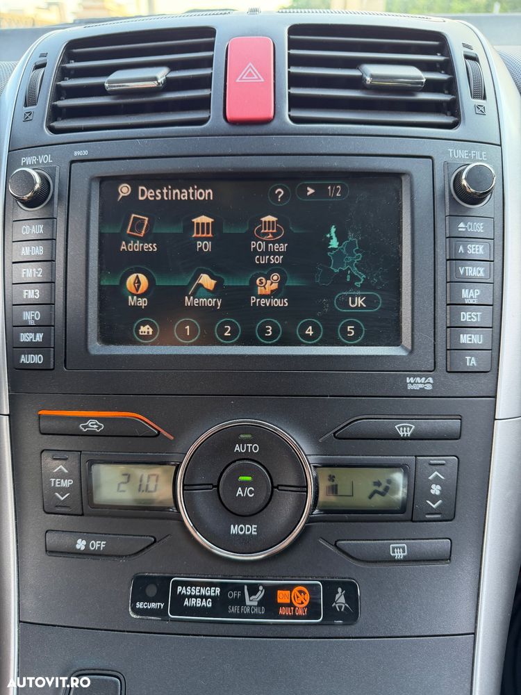 Toyota Auris - 25