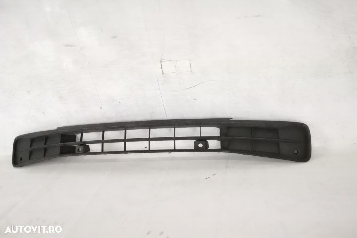 Grila Inferioara Bara Fata Cu Senzori Original In Stare Buna  Volkswag - 3
