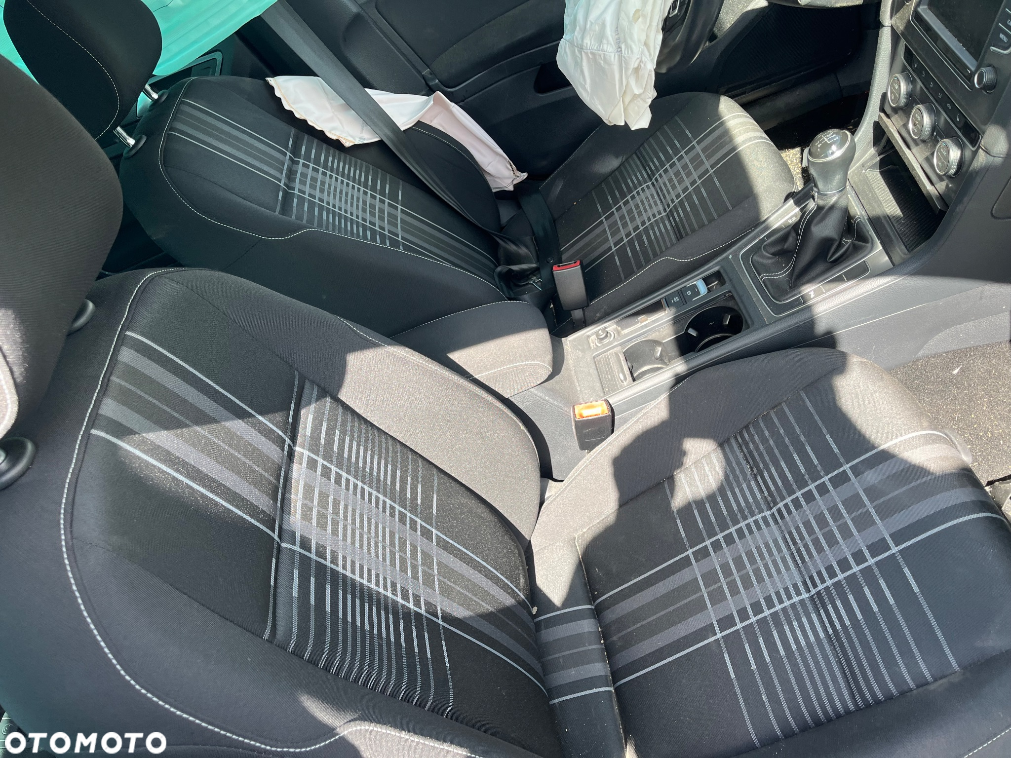 Volkswagen Golf Variant 1.6 TDI BlueMotion Technology Lounge - 15