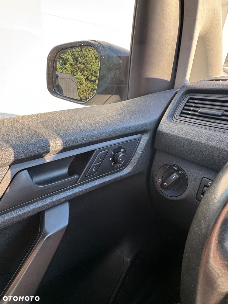 Volkswagen Caddy - 17