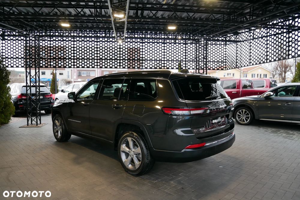 Jeep Grand Cherokee - 4