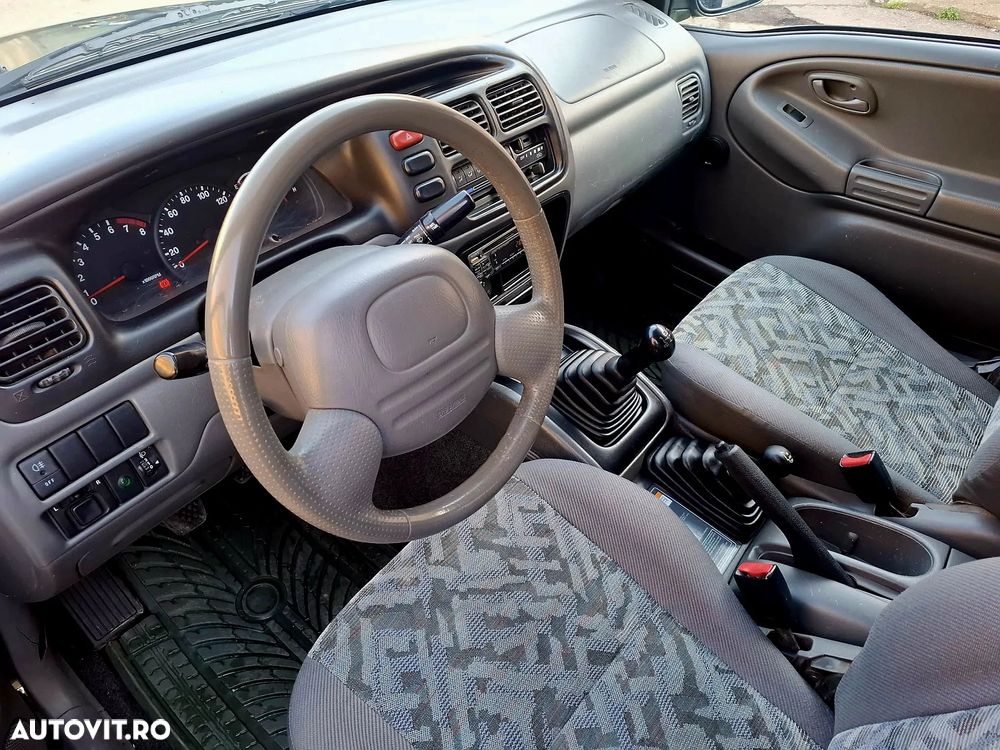 Suzuki Grand Vitara 1.6 Comfort Style - 11