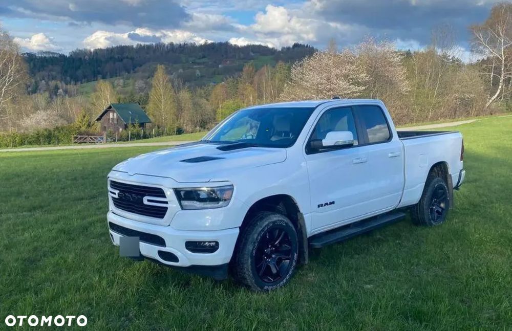 Dodge RAM 5.7 4x4 - 2