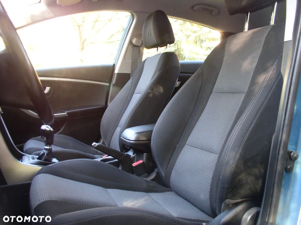 Hyundai i30 1.4 Fifa World Cup Edition - 12
