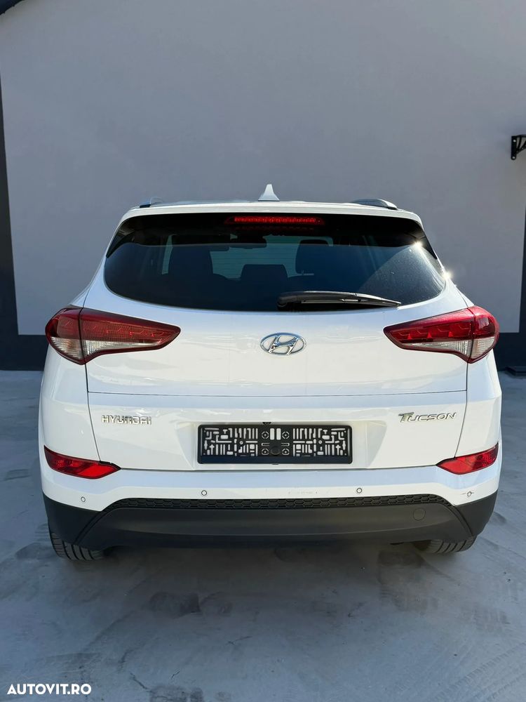 Hyundai Tucson blue 1.7 CRDi 2WD DCT Advantage - 4