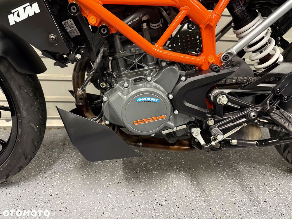 KTM Duke - 12