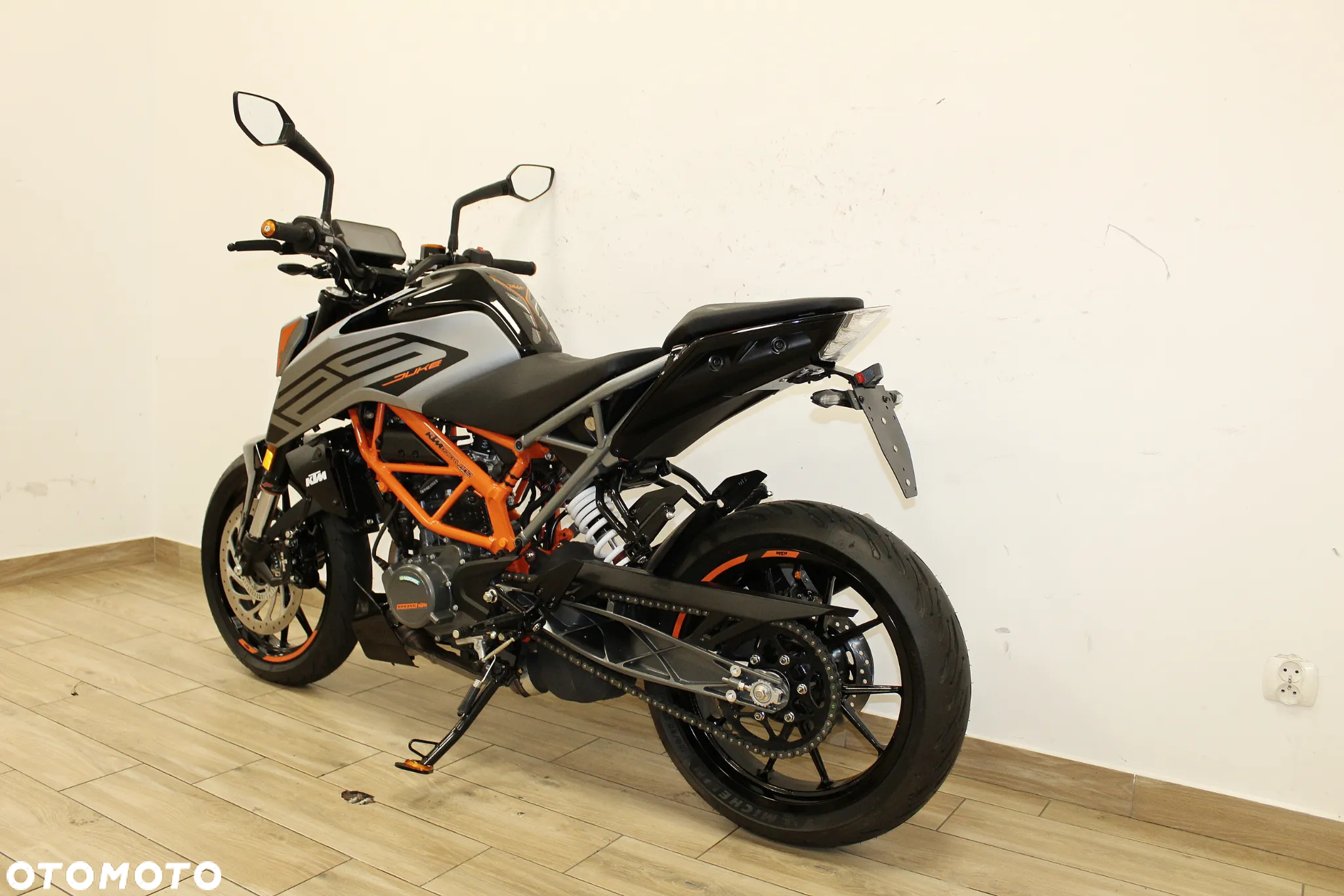 KTM Duke - 13