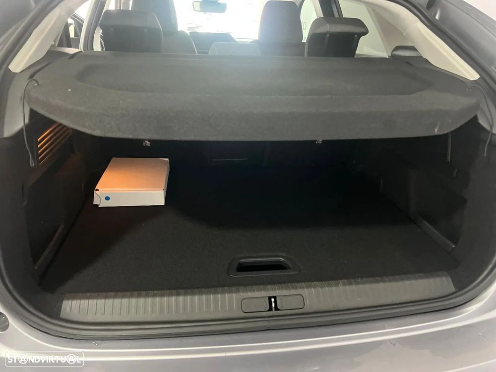 Citroën C4 1.2 PureTech Shine EAT8 - 15