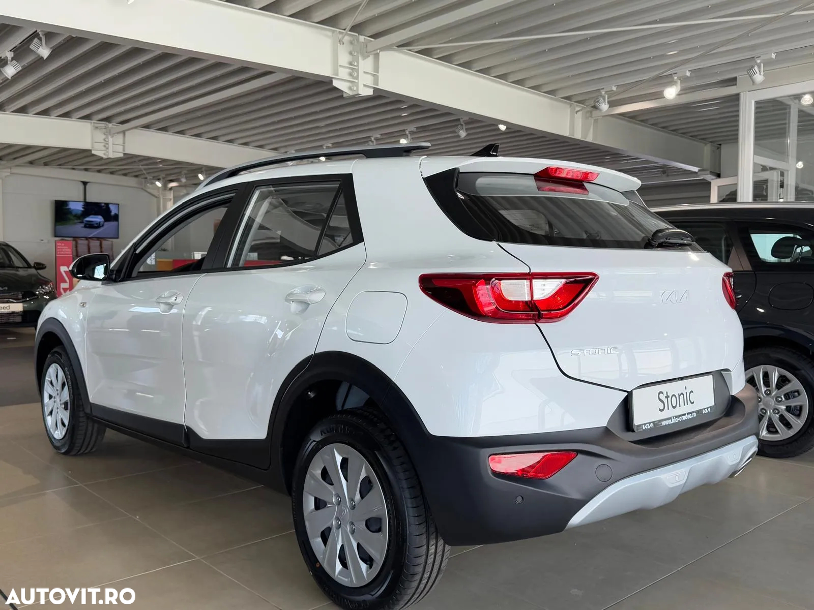Kia Stonic 1.2 MPI 5MT Urban - 4