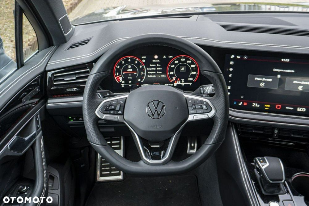 Volkswagen Touareg - 21