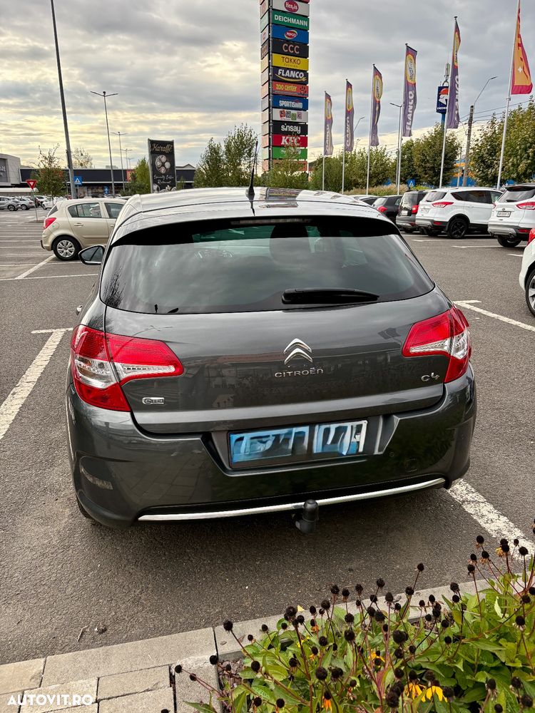Citroën C4 1.6 e-HDi FAP Exclusive - 3