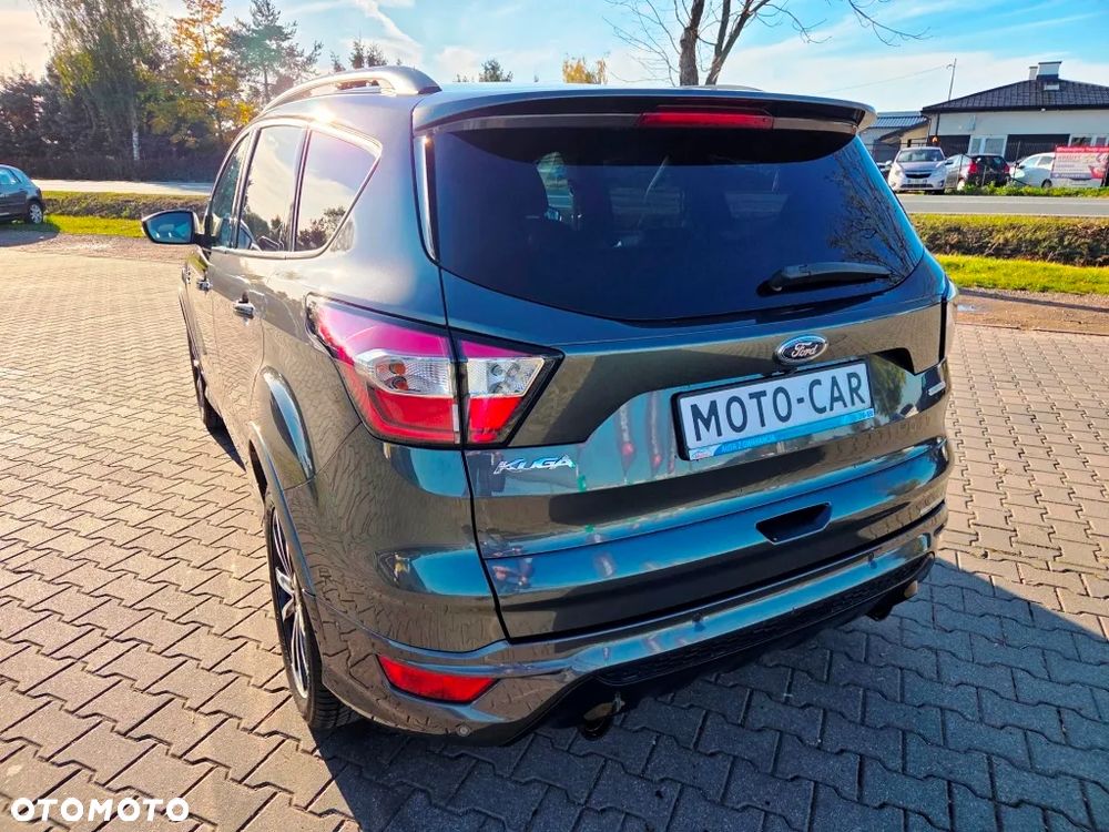 Ford Kuga 1.5 EcoBoost 2x4 ST-Line - 14