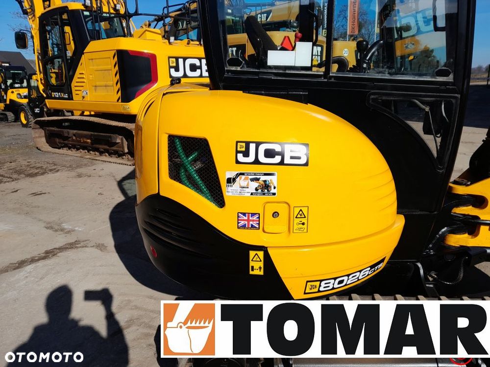 JCB 8026 - 16