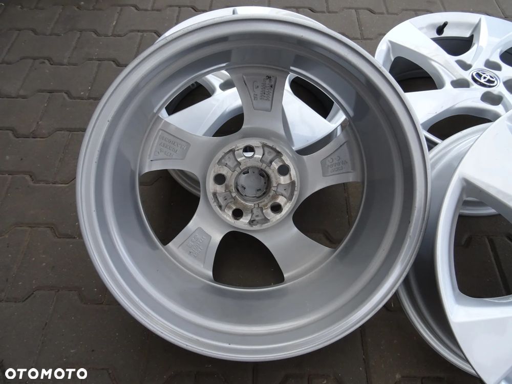 5x114,3x60  6,5Jx17 ET45  Toyota Oryginalne - 7