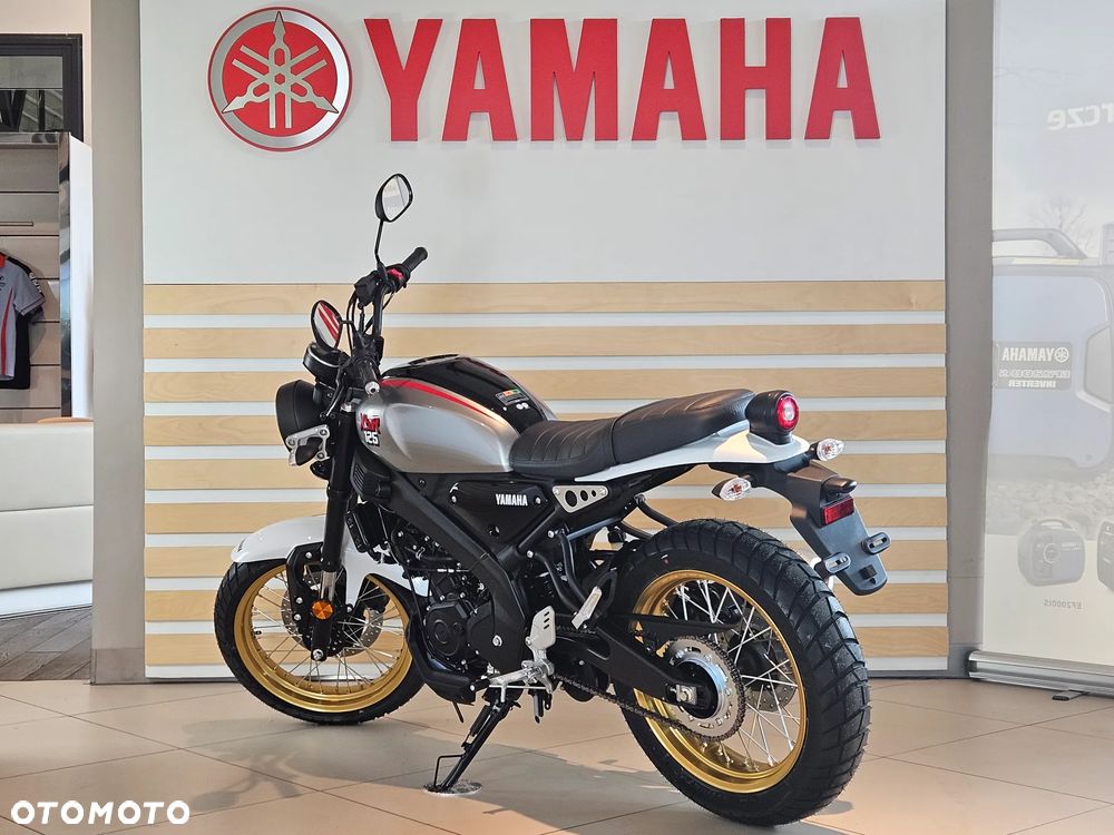 Yamaha XSR - 2