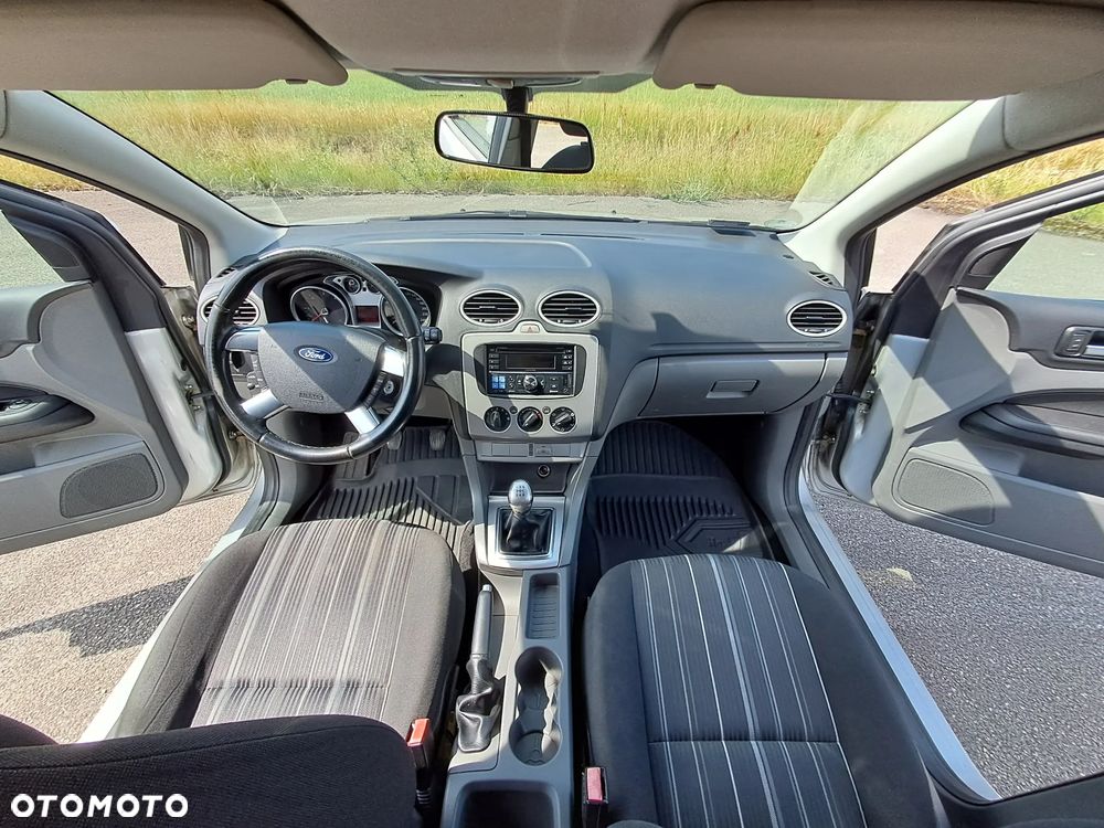 Ford Focus - 14