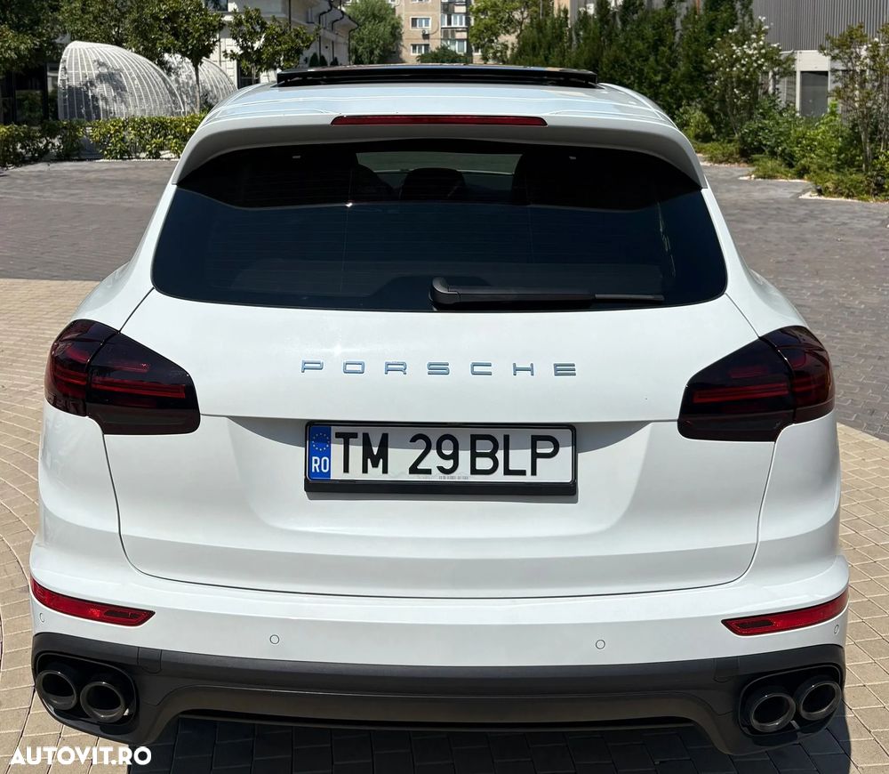 Porsche Cayenne 4.2 L S - 20