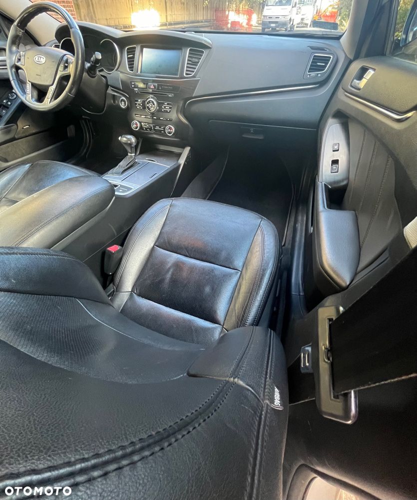 Kia Cadenza - 35