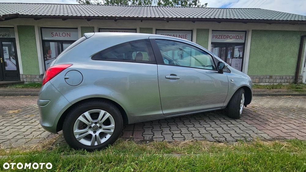 Opel Corsa - 10