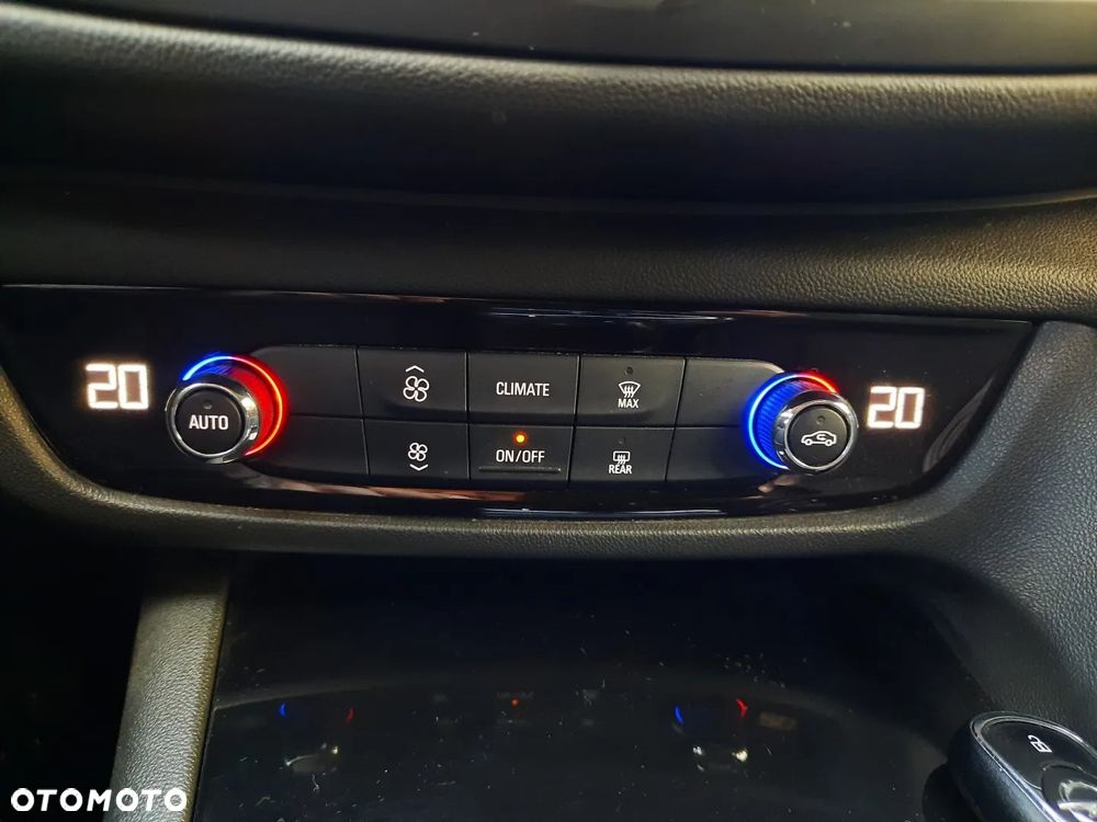 Opel Insignia 1.6 CDTI Innovation S&S - 37