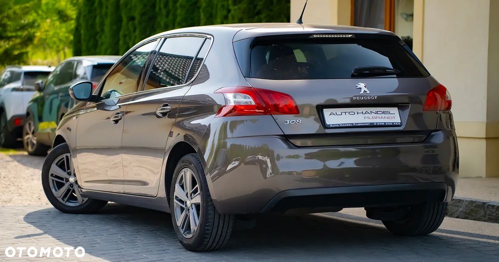 Peugeot 308 PureTech 110 Stop & Start Style - 22