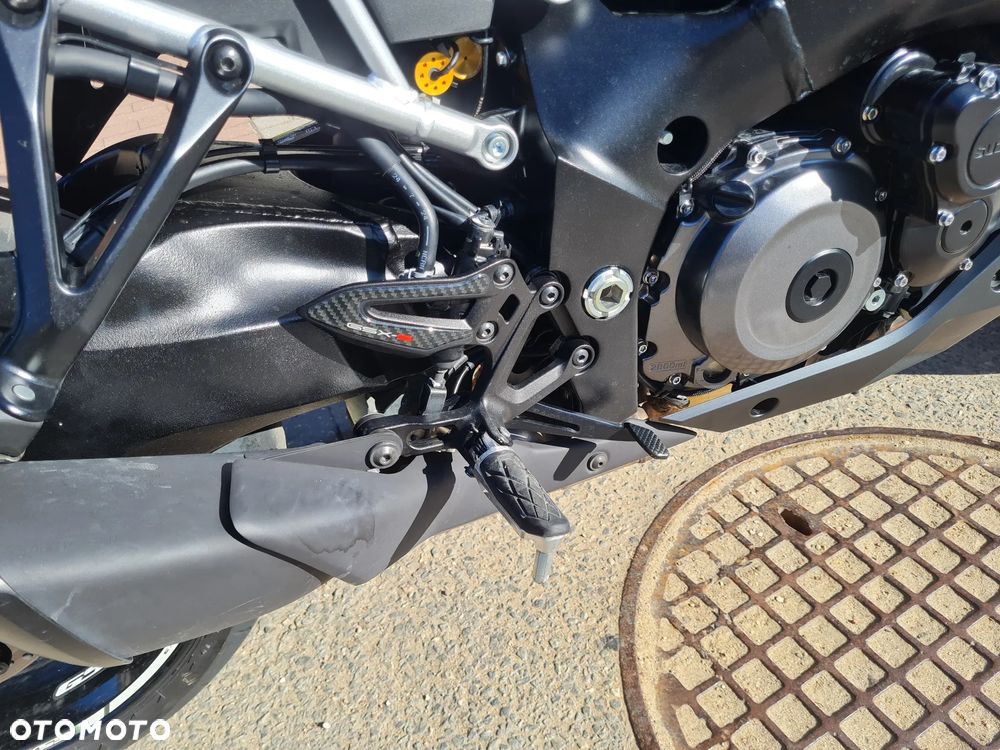 Suzuki GSX - 7
