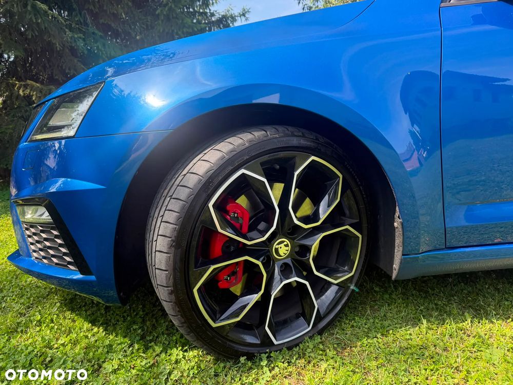 Skoda Octavia 2.0 TSI RS Challenge 245 DSG - 4