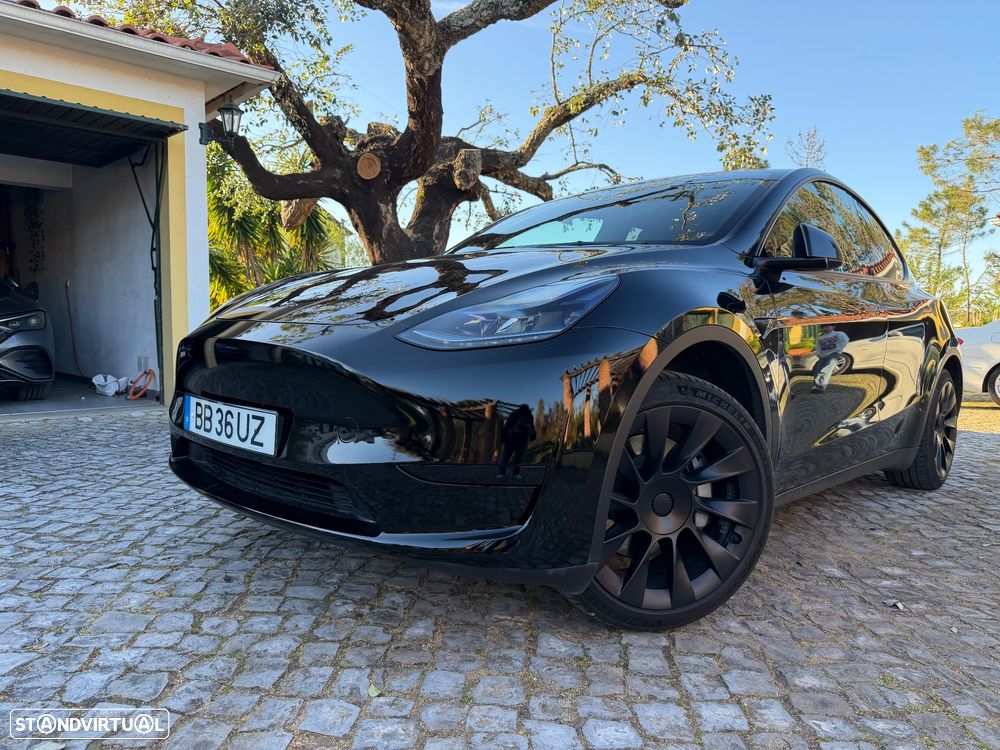 Tesla Model Y RWD - 1
