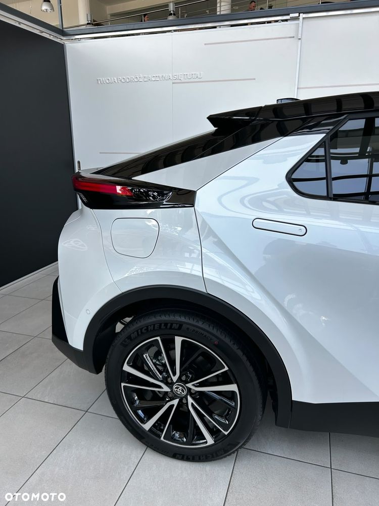 Toyota C-HR 2.0 PHEV Dynamic Force Executive - 5
